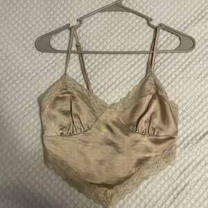 FOREVER  21 Cream Lace Trim Camisole